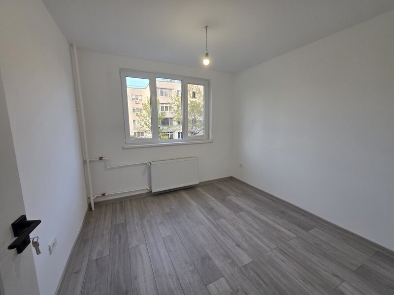 Fetesti,10 minute metrou 1 Decembrie 1918, zona Jean Steriadi, renovat