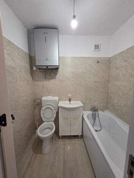 Fetesti,10 minute metrou 1 Decembrie 1918, zona Jean Steriadi, renovat