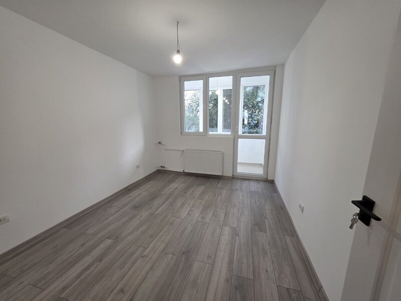 Fetesti,10 minute metrou 1 Decembrie 1918, zona Jean Steriadi, renovat